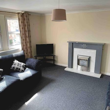 Modern 2 bed flat, private parking&sec entry Lejlighed Gourock Eksteriør billede