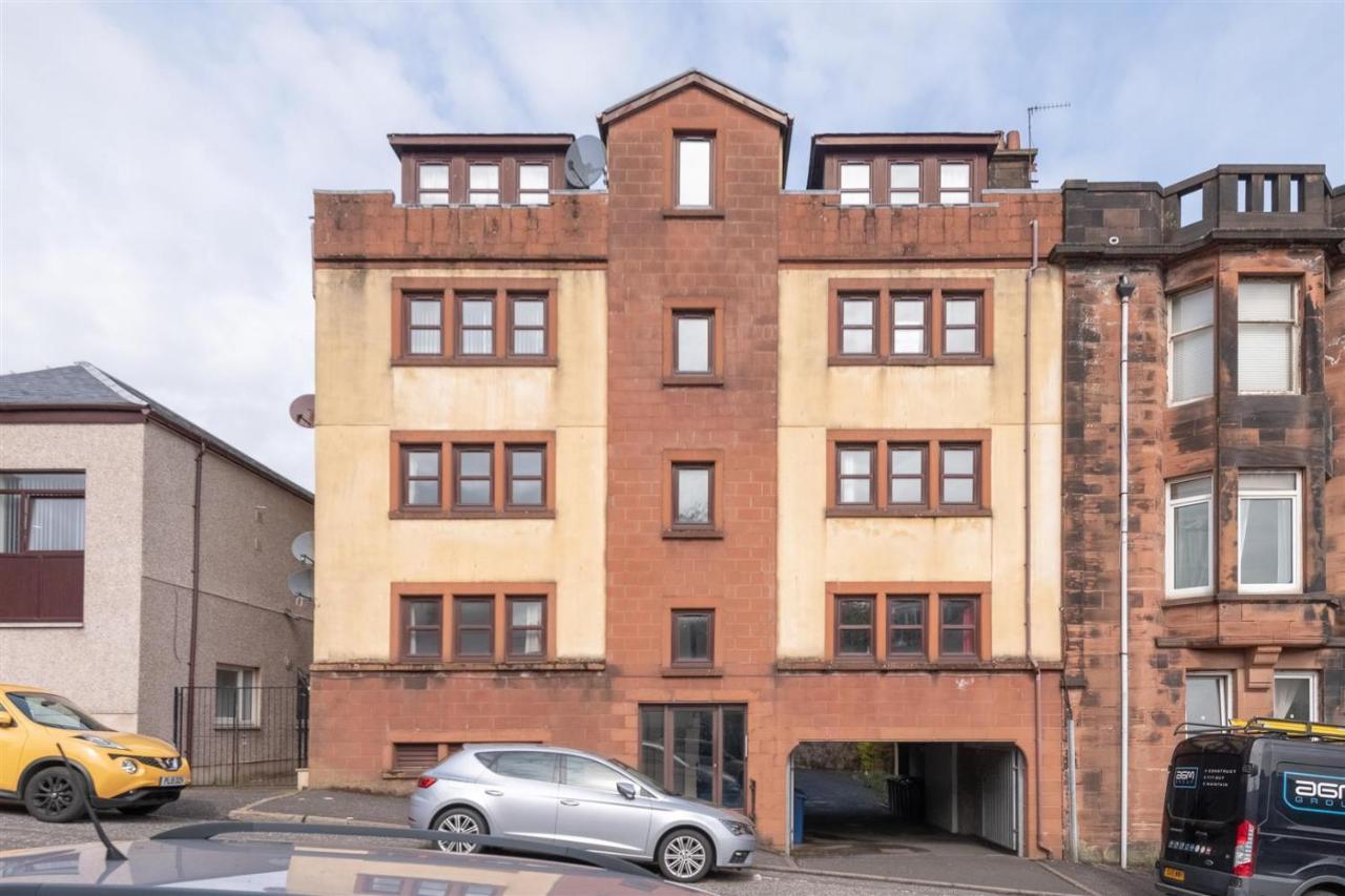 Modern 2 bed flat, private parking&sec entry Lejlighed Gourock Eksteriør billede